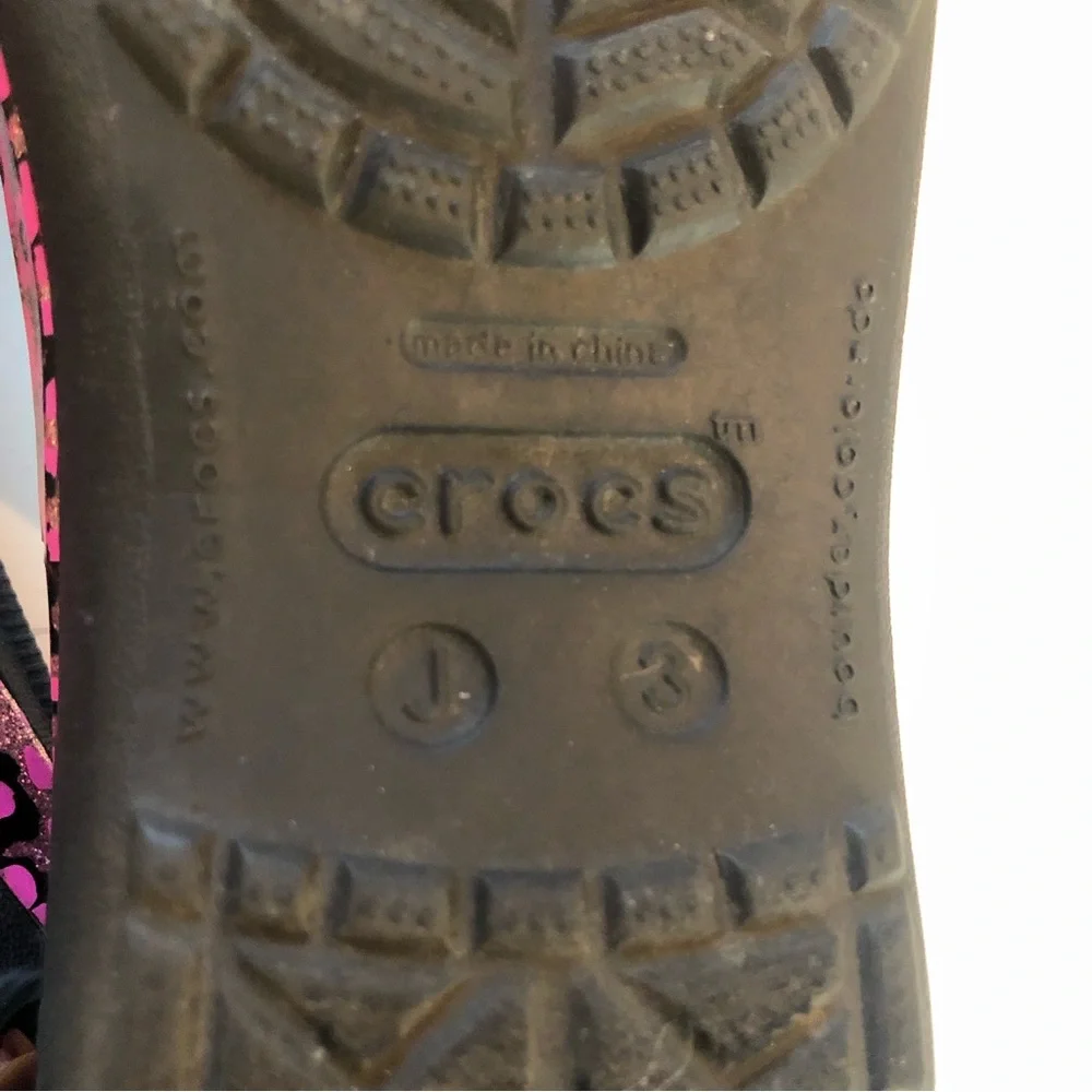 CROCS Sz 3 Black with Pink Decoration Sling Back SHOES